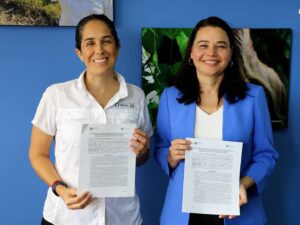 Fotografía de directoras ejecutivas de Asociación Costa RIca por Siempre, Katy de la Garza, y Marianella Feoli